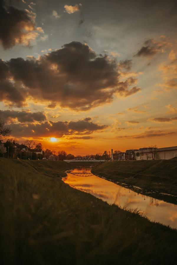 Apartman Stari Toranj Vukovar Dış mekan fotoğraf